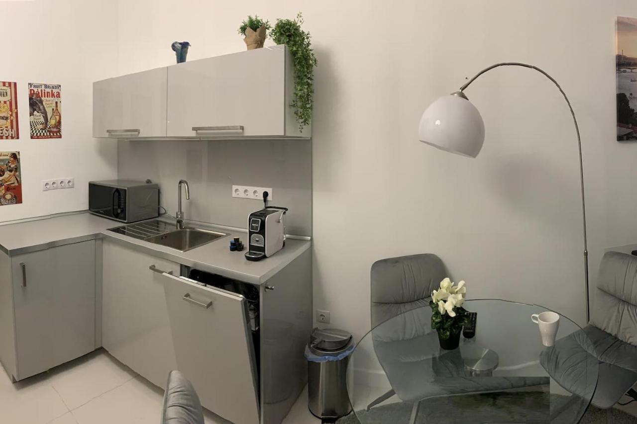 City Corso Apartman 布达佩斯 外观 照片
